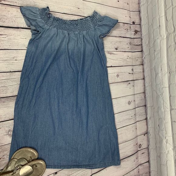 Stetson Dresses & Skirts - Stetson Denim Off Shoulder Smock Dress Small